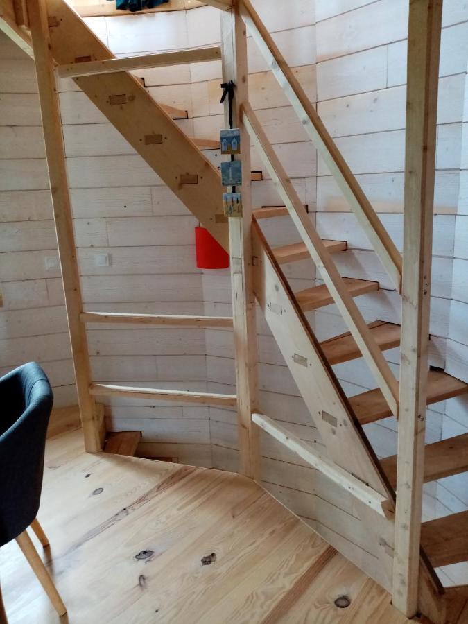 La Tour De Ver Gite Atypique Possibilite Table D'Hotes Sur Reservation Bagian luar foto